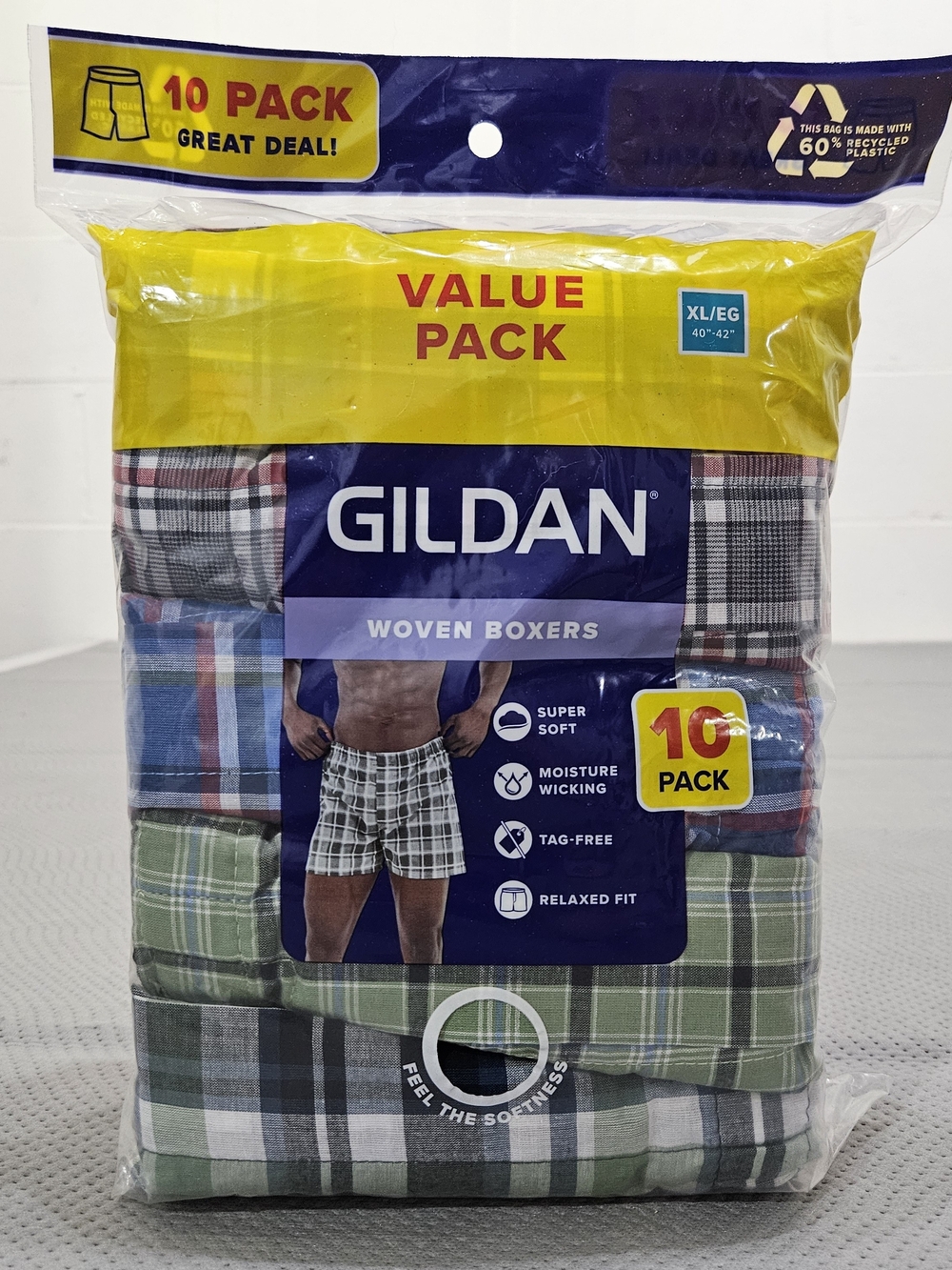 Gildan Men’s Green and Blue Plaid Woven Boxers - 10 Pack Size XL - Picture 1 of 3